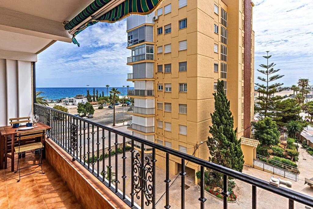 Sea Apartment Torre Del Mar Exteriér fotografie